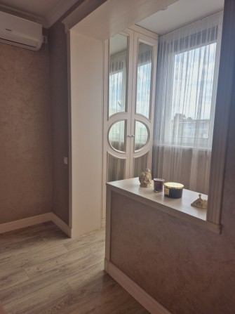 Продам 3х кімнатну квартиру в центрі міста - фото 1