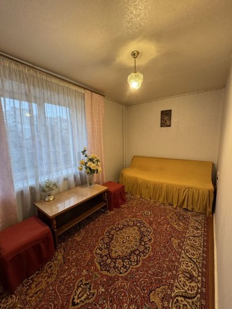 Трикімнатна квартира з індивідуальним опаленням у районі лікарні - фото 1