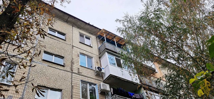 Квартира трёхкомнатная , пятый этаж - фото 1