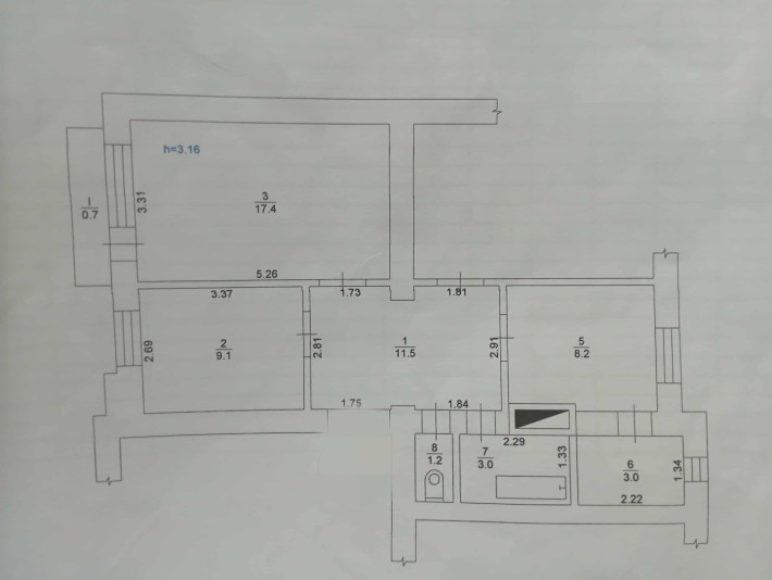 Дві кімнати без ремонту у трикімнатні квартирі - фото 1