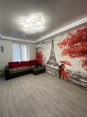 Продам 3к квартиру сталінку Центр Кам'янське меблі техніка - фото 1