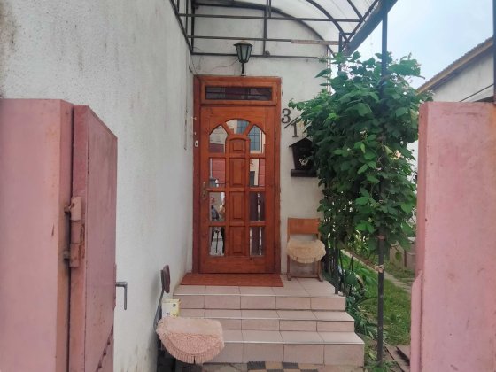 Продаж 3-х кімнатної квартири Виноградів