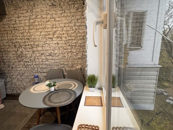 Продам 1комнатную квартиру с ремонтом и мебелью Каменское