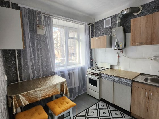 2х комнатня ул Мира Каменское