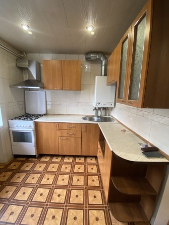 Продам 2к квартиру Кам‘янське 2 поверх газ опалення - фото 1