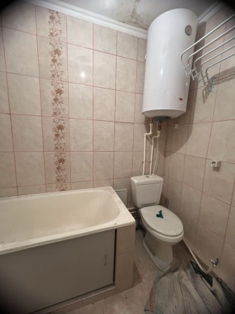 Продам 1 ком. на 3 этаже в кирпичном доме(Sher) - фото 1