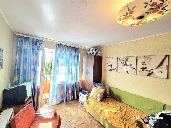Однокімнатна квартира в центрі Вознесенск