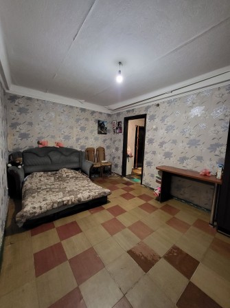 Продам однокомнатную квартиру. Черёмушки. - фото 1