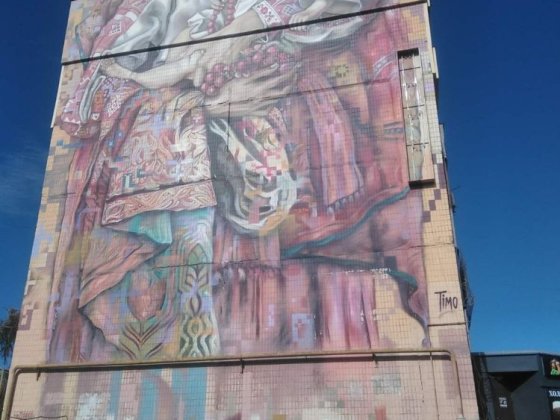 Продам 3-кімнатну квартиру Лівий Берег 10 мкрн 1 поверх Каменское