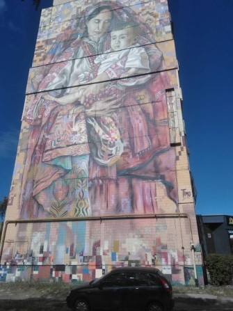 Продам 3-кімнатну квартиру Лівий Берег 10 мкрн 1 поверх - фото 1