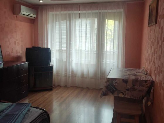 продам 1 кімнатну квартиру, Україна Каменское