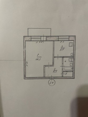 Однокомнатная квартира в кирпичном доме, под ваш ремонт! - фото 1