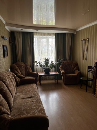 Продається 3к квартира в м. Глухові - фото 1