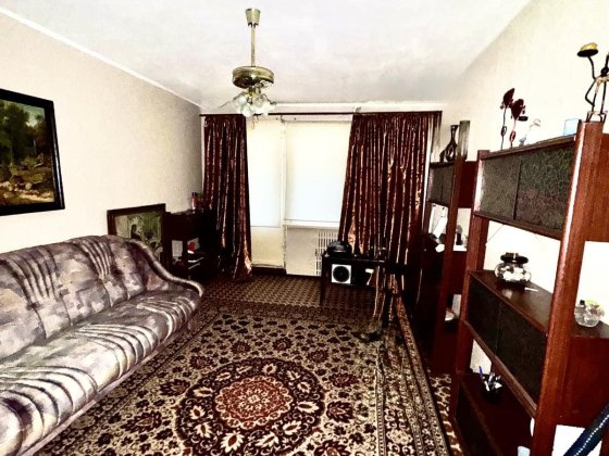 Срочно продам 2-ком Левый берег, 11микр Кам'янське