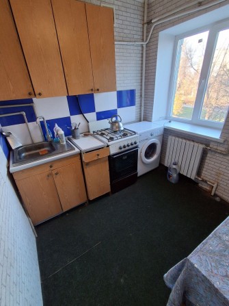 Продам хорошую 1к квартиру пр.Аношкина  + мебель, техника - фото 1