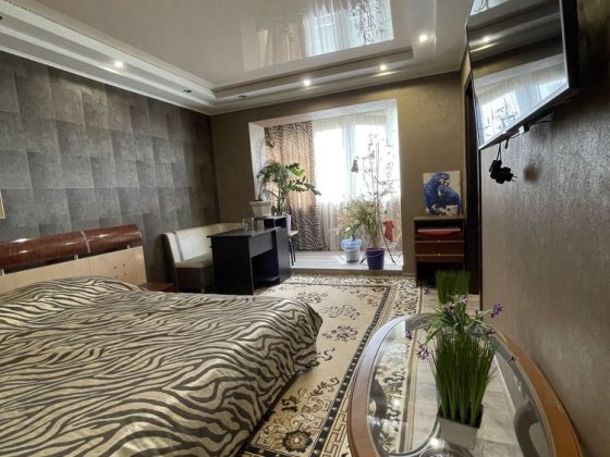 Продада 2 ком. 9 мкрн. Левый берег Каменское