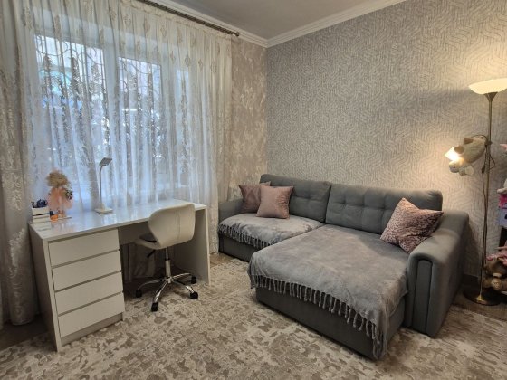 Продам 2х квартиру пр.Свободы Центр /Сталинка/ Каменское