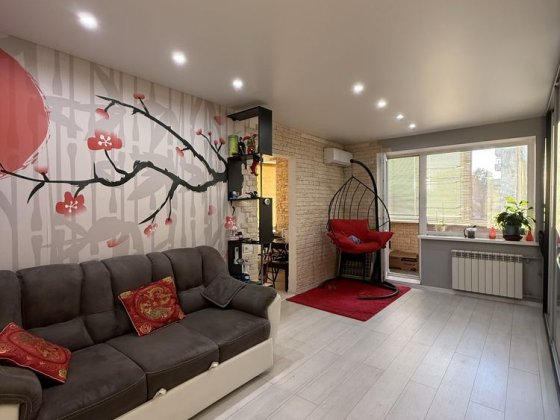 Продаж 1 кім. 11 мкрн. Лівий берег Каменское