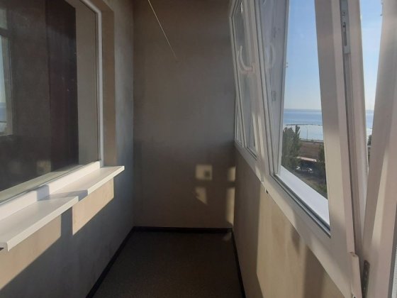 1 комн. кв. Левый берег 10 мкр пр. Надднепрянский д.11 Каменское