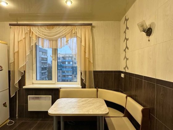 ПРОДАЄТЬСЯ 1-кімн. квартира з АО на лівому березі Каменское