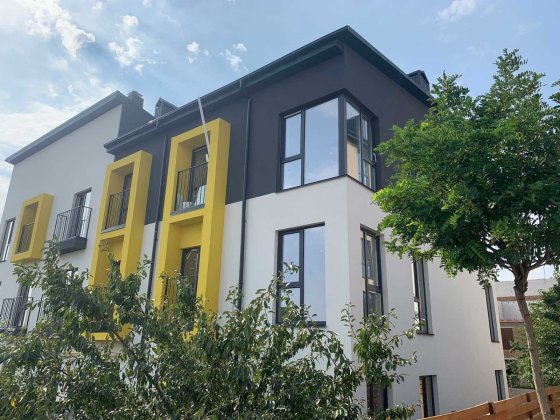 Продаж 2-кім. квартири в клубному будинку, поряд із Бучанським парком! Гостомель