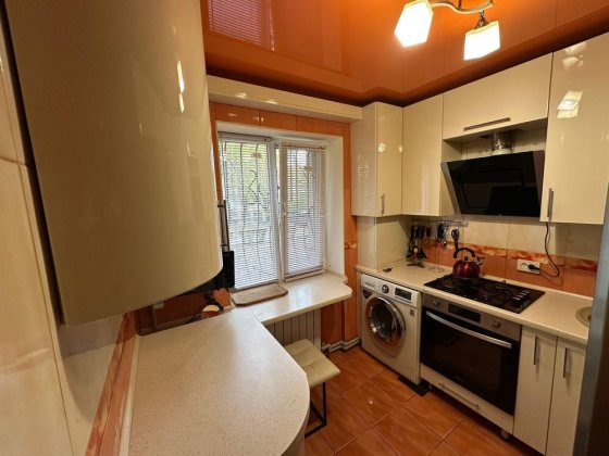 Продам двушку с ГАЗОВОЙ автономкой Звенигородская YANOVA Каменское