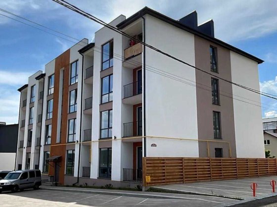 Продам велику 1к квартиру з балконом! Гостомель