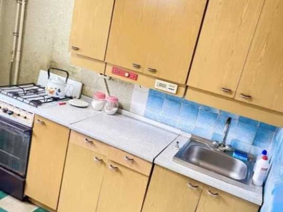 Продам 2-комн. квартиру на  Левый берег, 4м-район, є- Відновлення. Іr Каменское