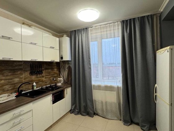 Квартира з газом та балконом поруч з парком Бучанський Гостомель