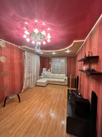 Продам 3 кімнатну квартиру - фото 1