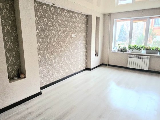 Продам 3 кімнатну квартиру в центрі міста Дружковка