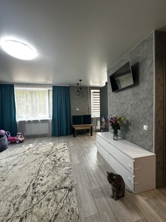 Продам 2к кв центр з меблями та технікою antonina - фото 1