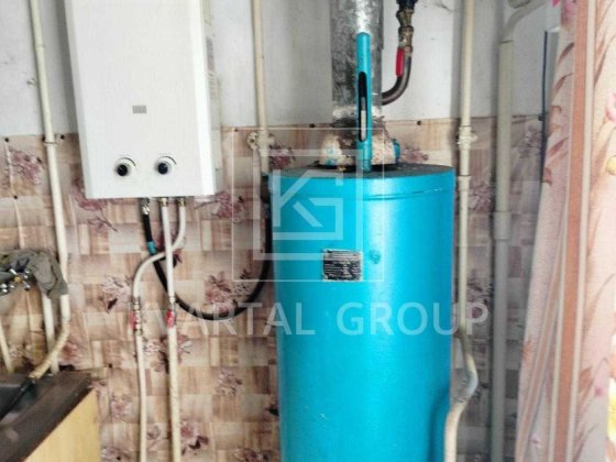 Продається 2-кімнатна квартира в самому серці Гостомеля. Без комісії. Гостомель