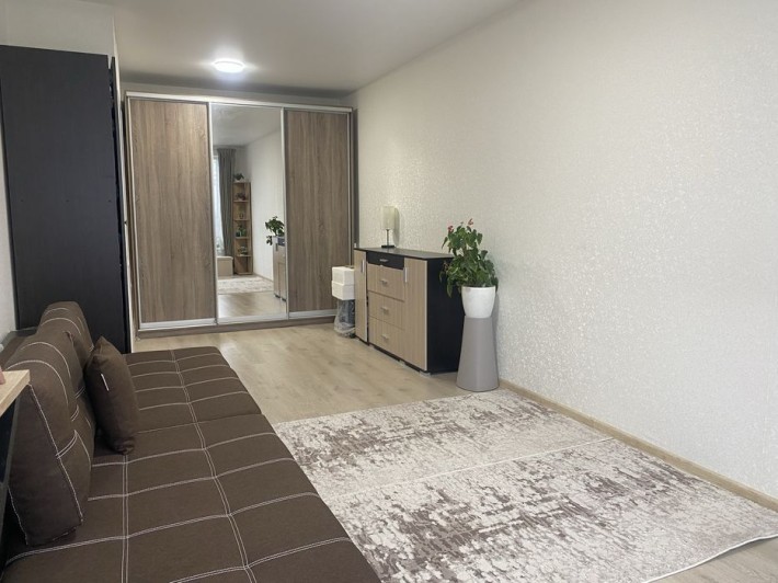 Однокімнатна квартира в Гостомелі з ремонтом біля озера! - фото 1