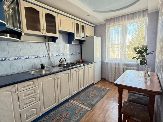 2 кімнатна квартира м. Дубно/ р-н Механічного Дубно