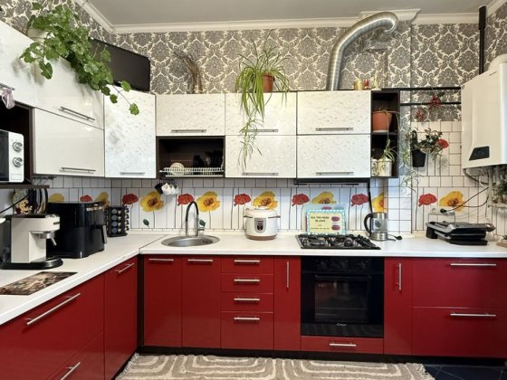 Велика 2 к квартира з підвалом, гардеробною, кладовою. Гостомель парк Гостомель