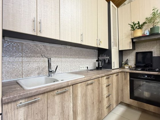 3 к квартира з ремонтом та меблями вул. Озерна. Гостомель Гостомель