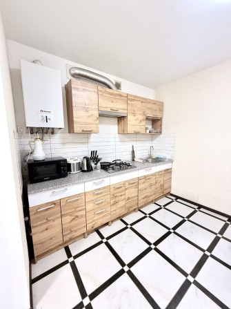 ТЕРМІНОВИЙ ПРОДАЖ 1к з ремонтом 40м2 ! - фото 1