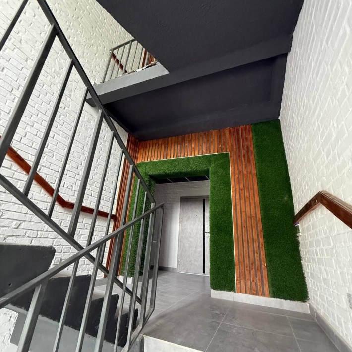 Квартира з ремонтом, власний дворик за приємною ціною  Гостомель ID183 - фото 1