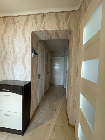 Трикімнатна , доглянута та затишна квартира(!) - фото 1