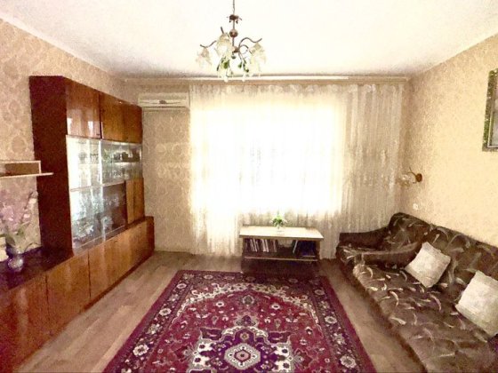 Срочно продам 3 комн. на Левом берегу Каменское