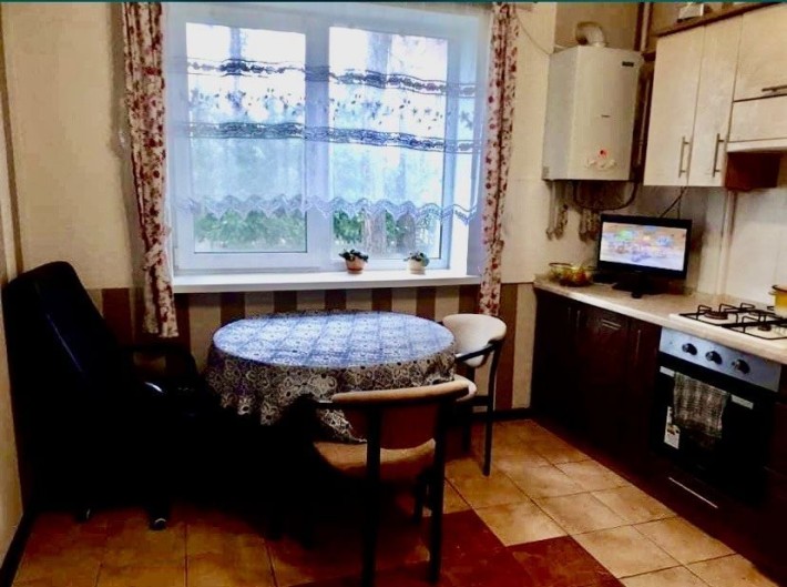 2 кімнатна квартира з ремонтом і меблями. 42м2 - фото 1