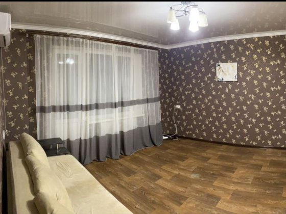 Продам 1 кімнатну квартиру р- н вокзал Знаменка