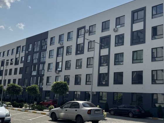 Студія з ремонтом Гостомель