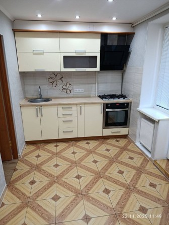 2-комнатная киевка с АГВ на 3-м этаже. - фото 1