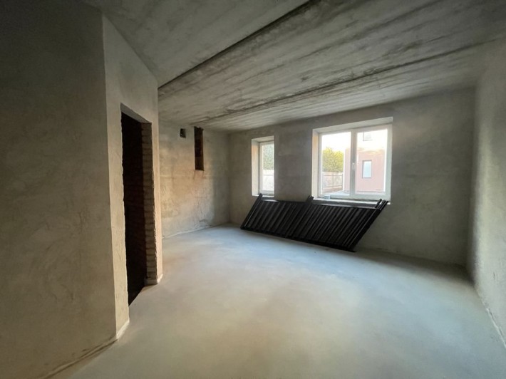 Квартира 25,5 м2 по вигідній ціні біля озера 20000$.Гостомель - фото 1