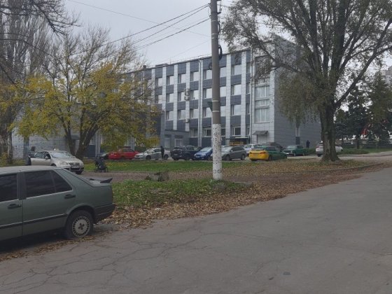 Продам 3 ком р-н "Комсомолец" ЦНАП Каменское