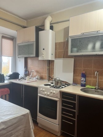 Прдам 2 комнатную квартиру район Ассоль 4 этаж - фото 1