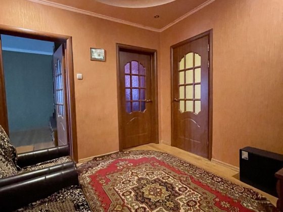 Продажа 3 ком. 11 мкрн. Левый берег Каменское