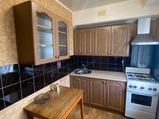 Продам простору 2-кімнатну квартиру для сім’ї у місті Кам’янське Каменское